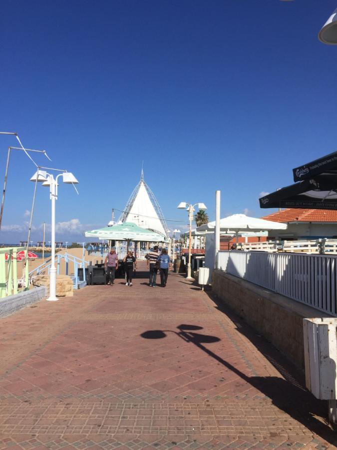 Sycamore On The Beach Nahariya Esterno foto